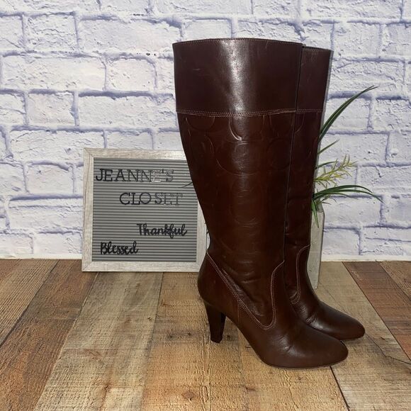Coach Millie Boots Size 7.5  Signature C Logo Print - Picture 1 of 13